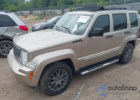 2010 Jeep Liberty Limited z USA, uszkodzony, nr VIN 1J4PN5GK3AW150858
